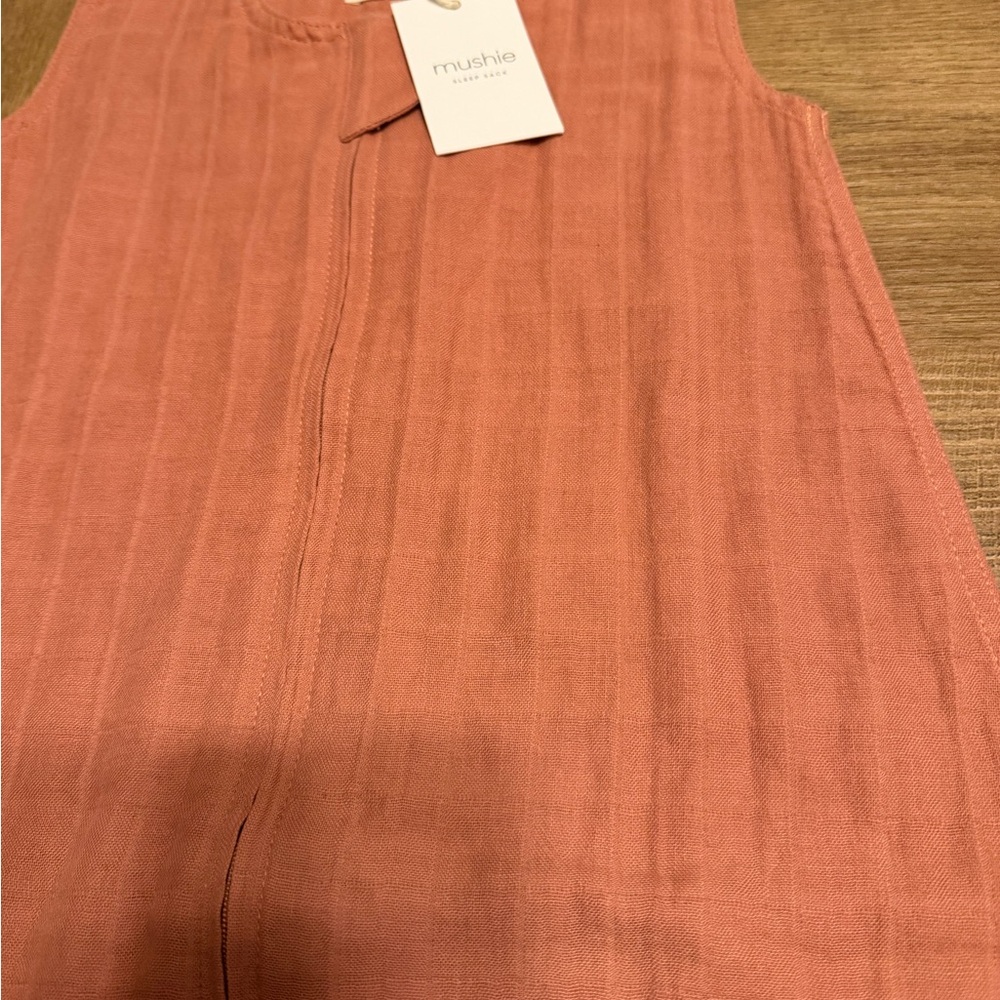 Mushie 100% Organic Cotton Sleep Bag in Rust - Picture 4 of 5